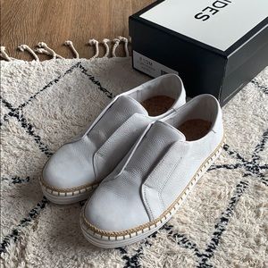 J/Slides KARLA size 8.5